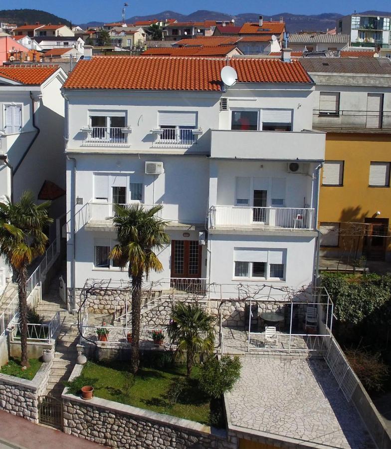 Apartman Lara Crikvenica Eksteriør billede
